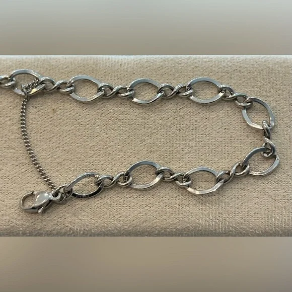 James Avery Twist Charm Bracelet - 8" - Picture 1 of 3